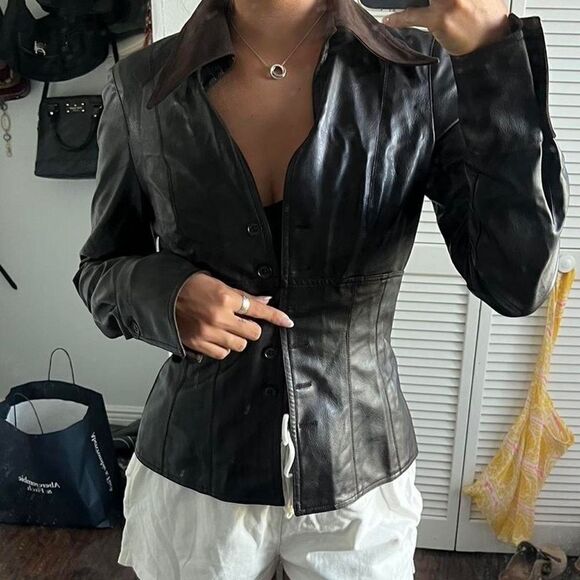 Vintage Vertigo Paris Faux Leather Fitted Black Jacket with Ultra Suede Collar. - Picture 3 of 7